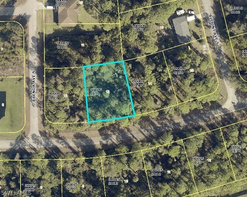 927 Anthony St., Lehigh Acres, FL 33974