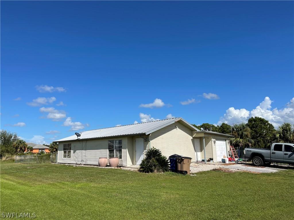 4605 Beth Ave., Lehigh Acres, FL 33976