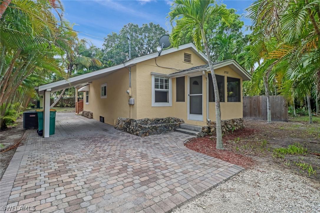 2780 Weeks Ave., Naples, FL 34112