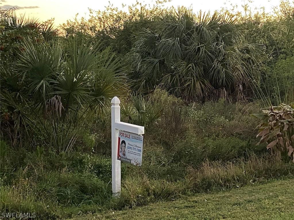 4094 22nd Ave., Naples, FL 31420