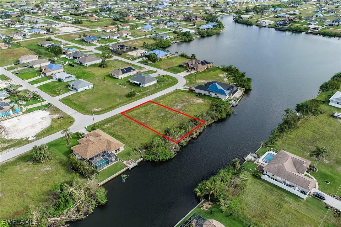 1408 NW 17th Ter., Cape Coral, FL 33993