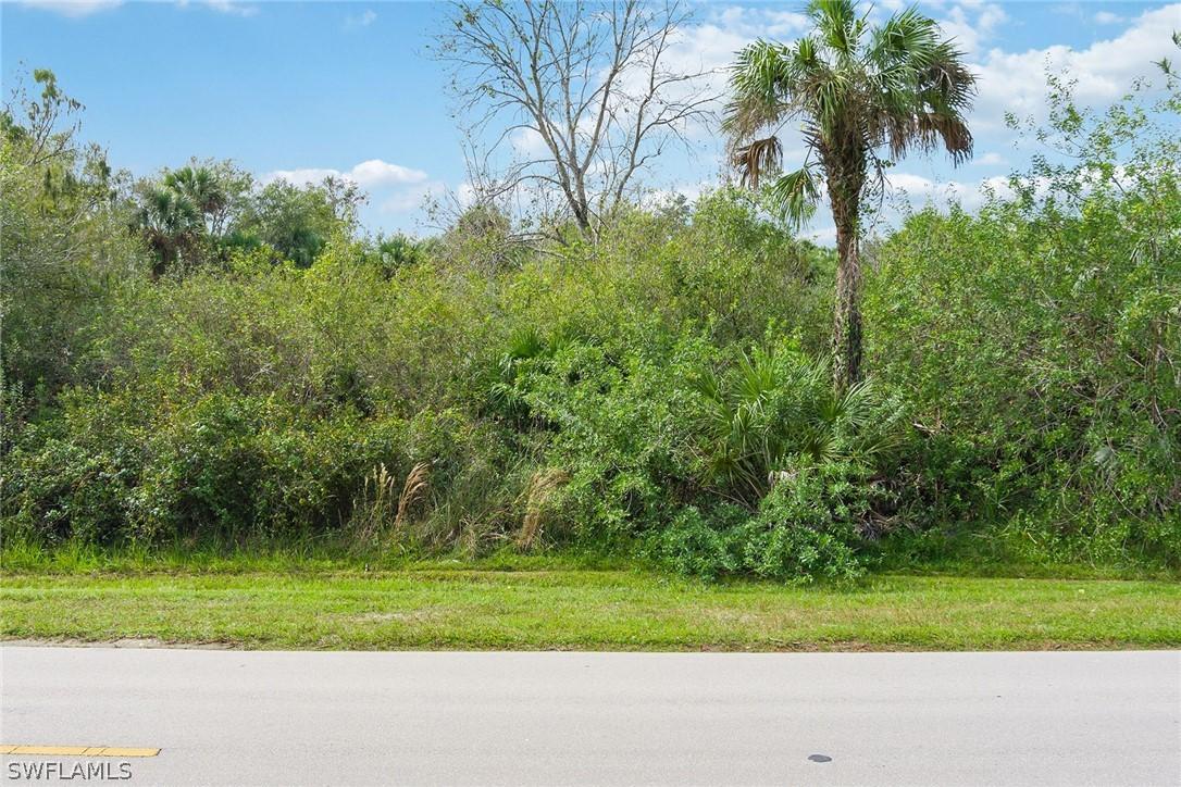 1945 Desoto Blvd., Naples, FL 34117