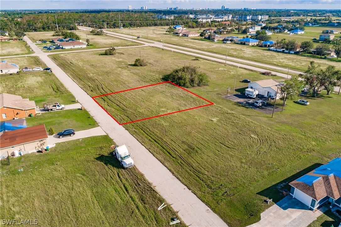 2126 NE 16th Ter., Cape Coral, FL 33909