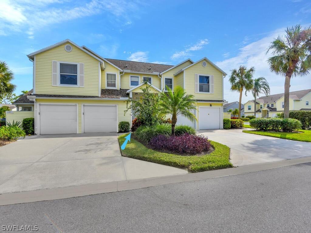 1599 Trafalgar Ln. #O-201, Naples, FL 34116