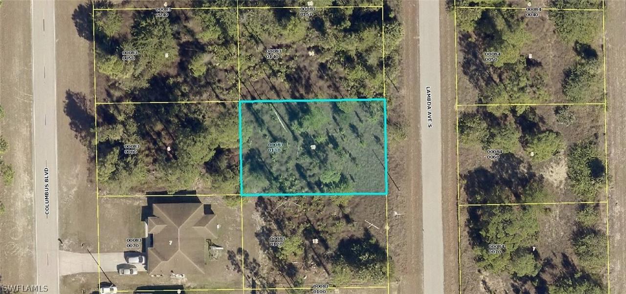 458 Lambda Ave., Lehigh Acres, FL 33974