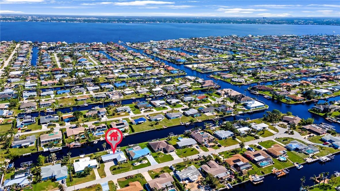 3017 SE 17th Pl., Cape Coral, FL 33904