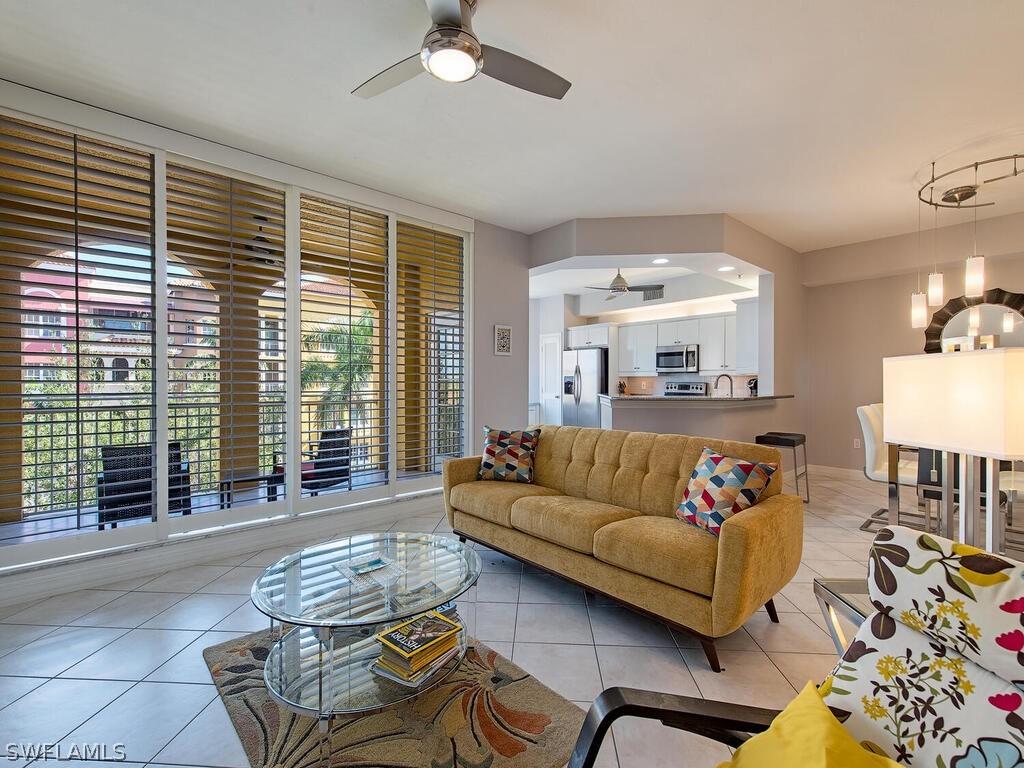 410 Bayfront Pl. #2403, Naples, FL 34102