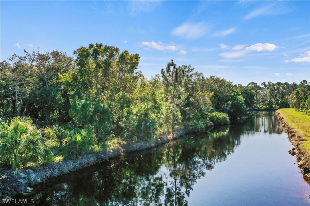 70 33rd Ave., Naples, FL 34120