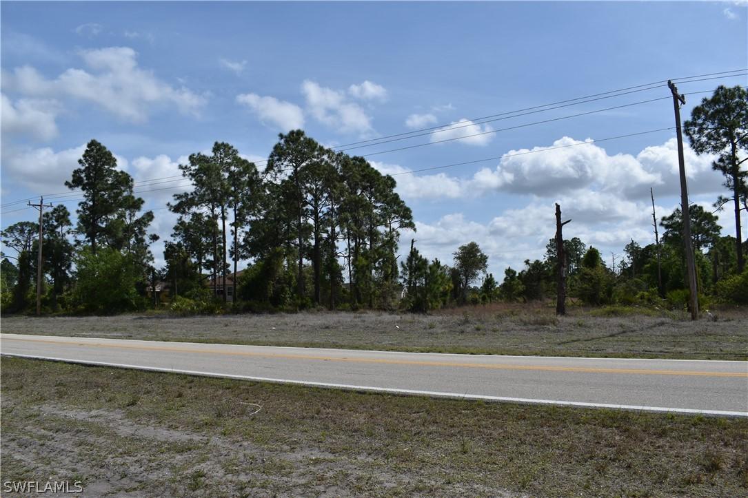 1133 Columbus Blvd., Lehigh Acres, FL 33974