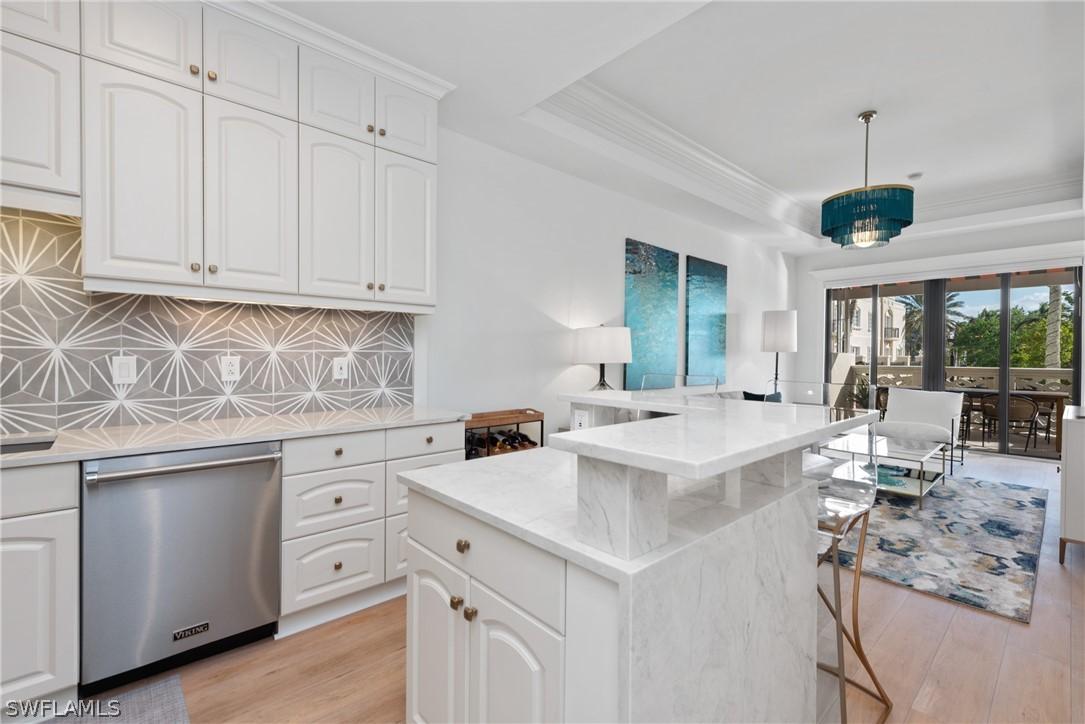 555 5th Ave. #201 PH4, Naples, FL 34102