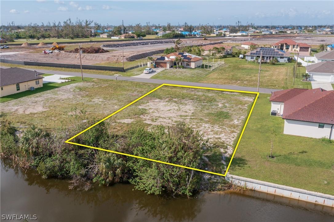 1434 SW 4th Ln., Cape Coral, FL 33991