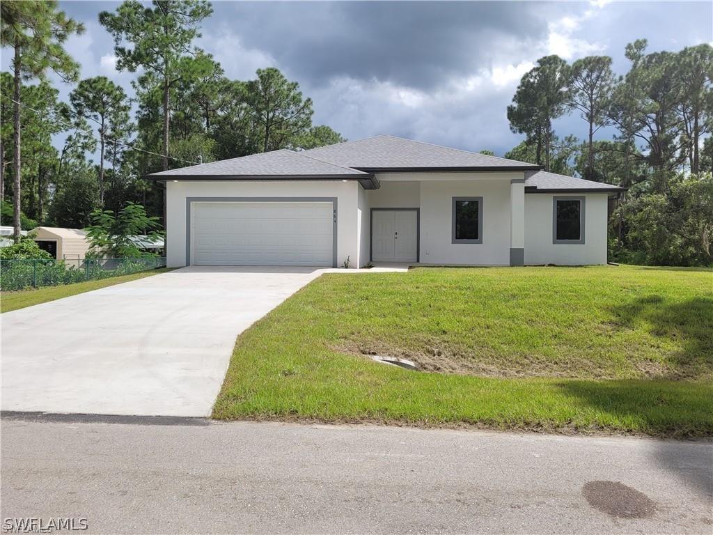 922 Asther St., Lehigh Acres, FL 33974
