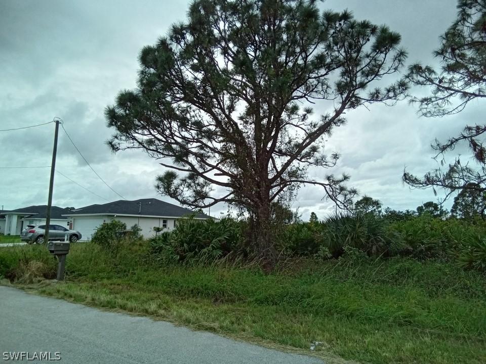 340 Parish Ave., Lehigh Acres, FL 33974