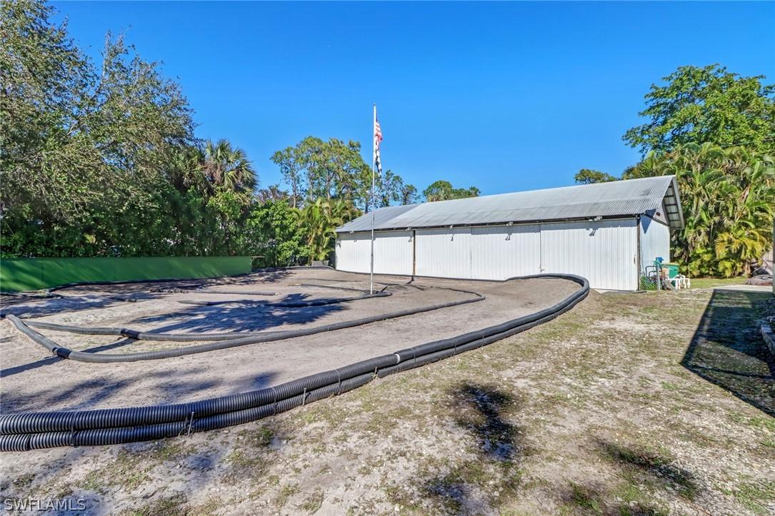 160 4th St., Naples, FL 34113