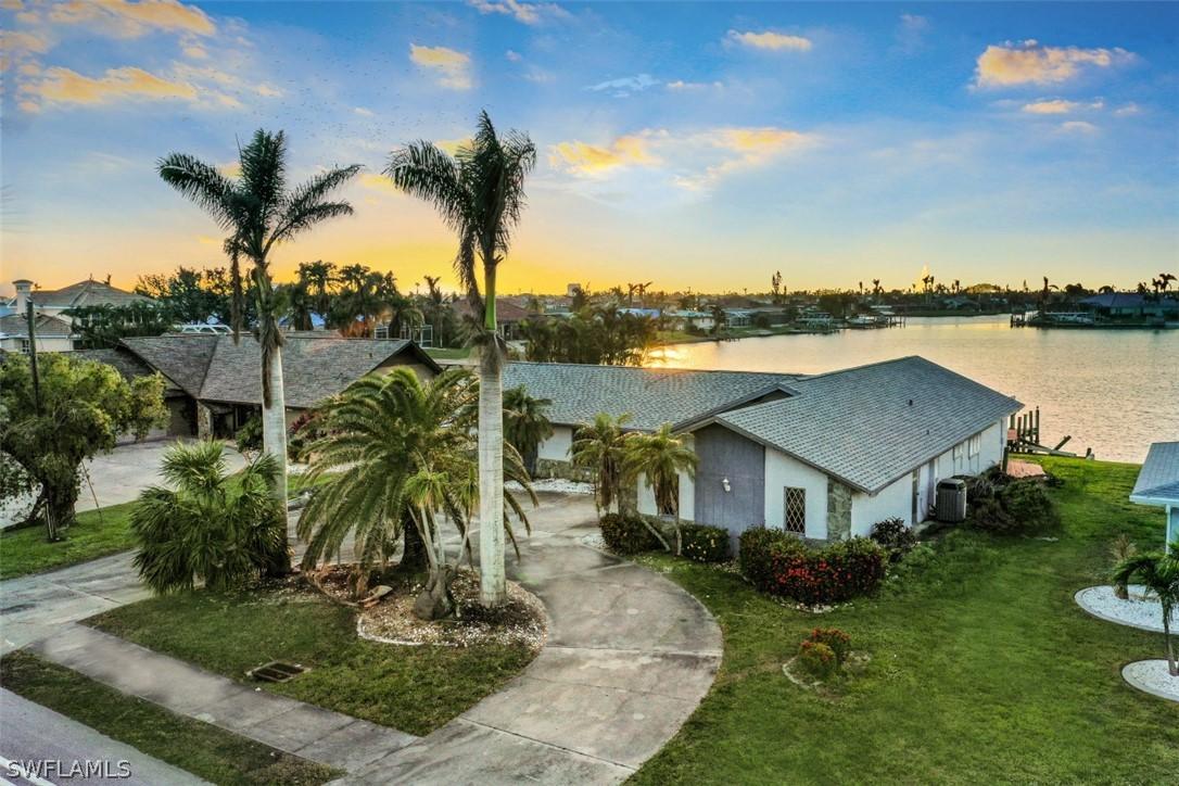4904 Pelican Blvd., Cape Coral, FL 33914