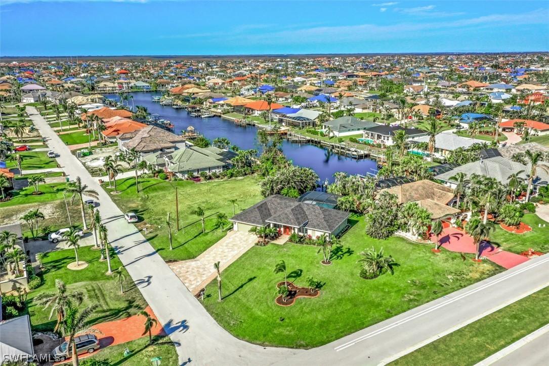 4832 Agualinda Blvd., Cape Coral, FL 33914