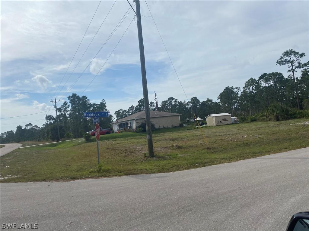 616 Eisenhower Blvd., Lehigh Acres, FL 33974