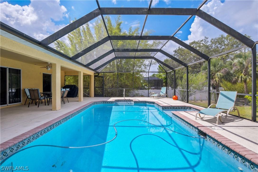 707 Thompson Ave., Lehigh Acres, FL 33972