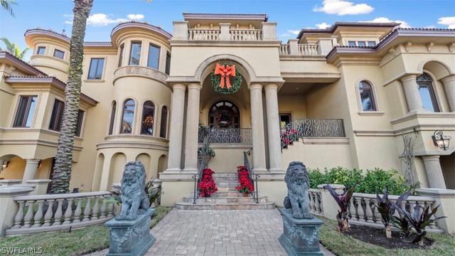 New Homes with In-ground Swimming Pools in Naples: December 25th to December 31st