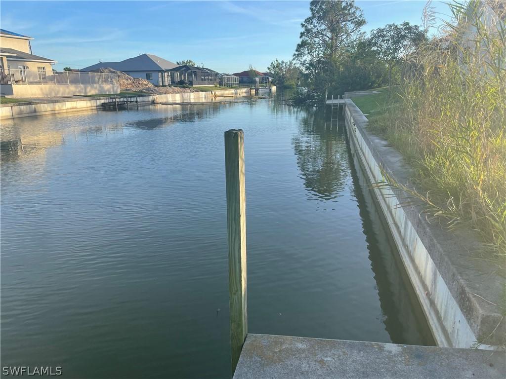 221 SE 4th Pl., Cape Coral, FL 33990