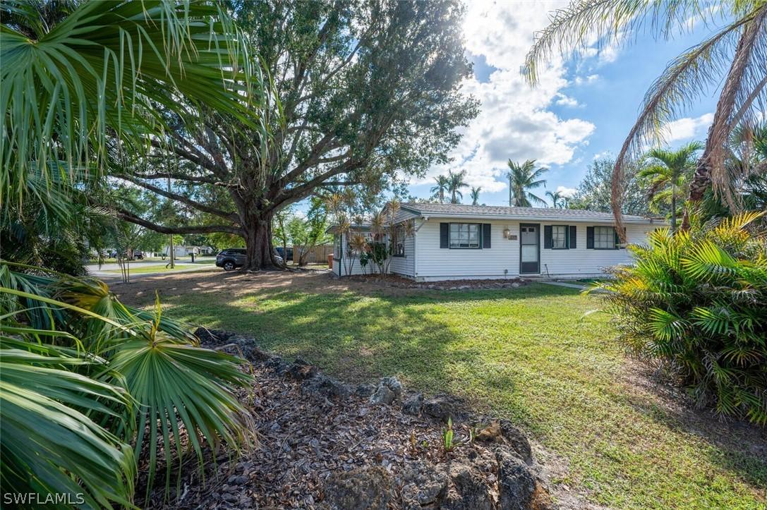 1644 Grove Ave., Fort Myers, FL 33901