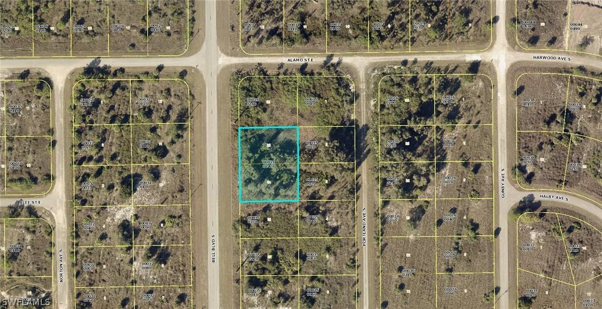 1013 Bells St., Lehigh Acres, FL 33974