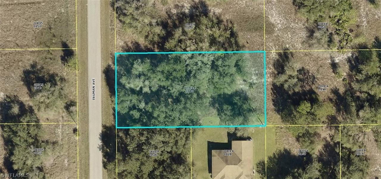 1702 Truman Ave., Lehigh Acres, FL 33972