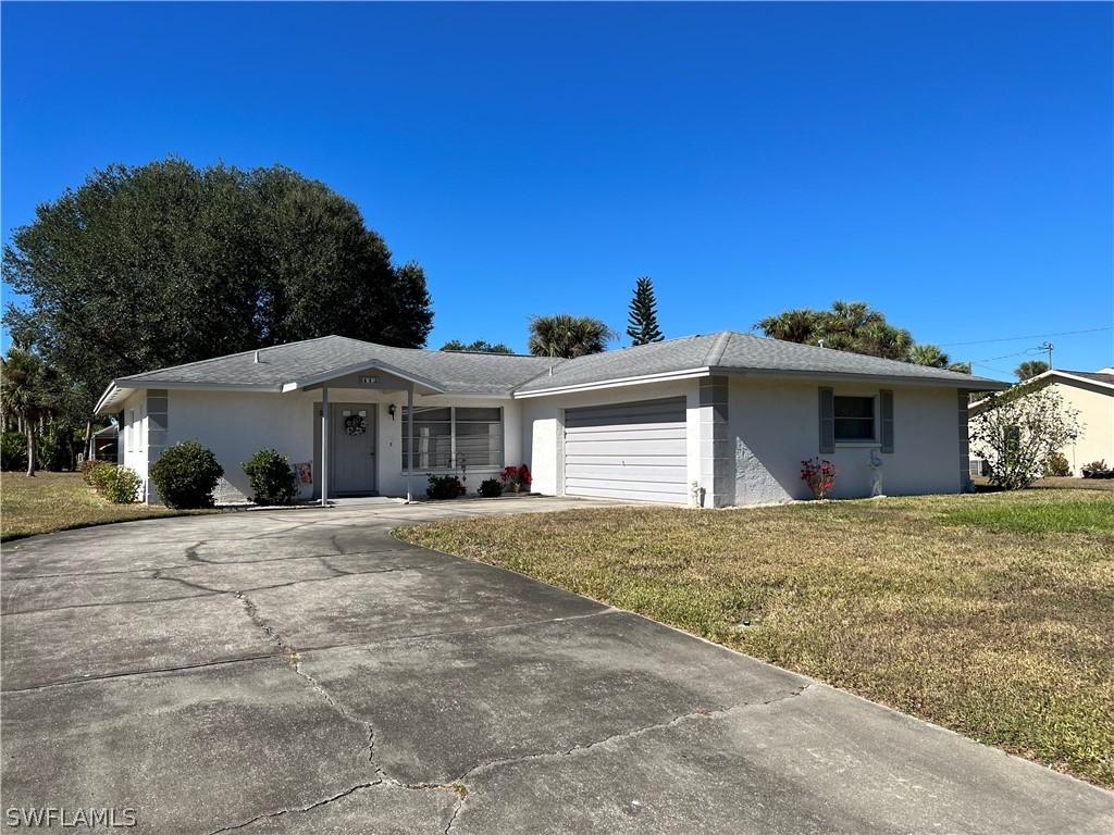 413 Roosevelt Ave., Lehigh Acres, FL 33936