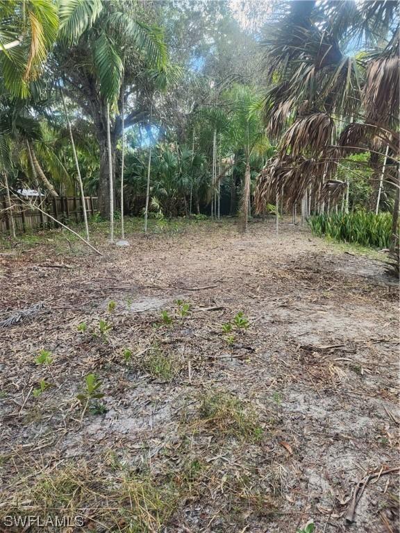 2764 Weeks Ave., Naples, FL 34112