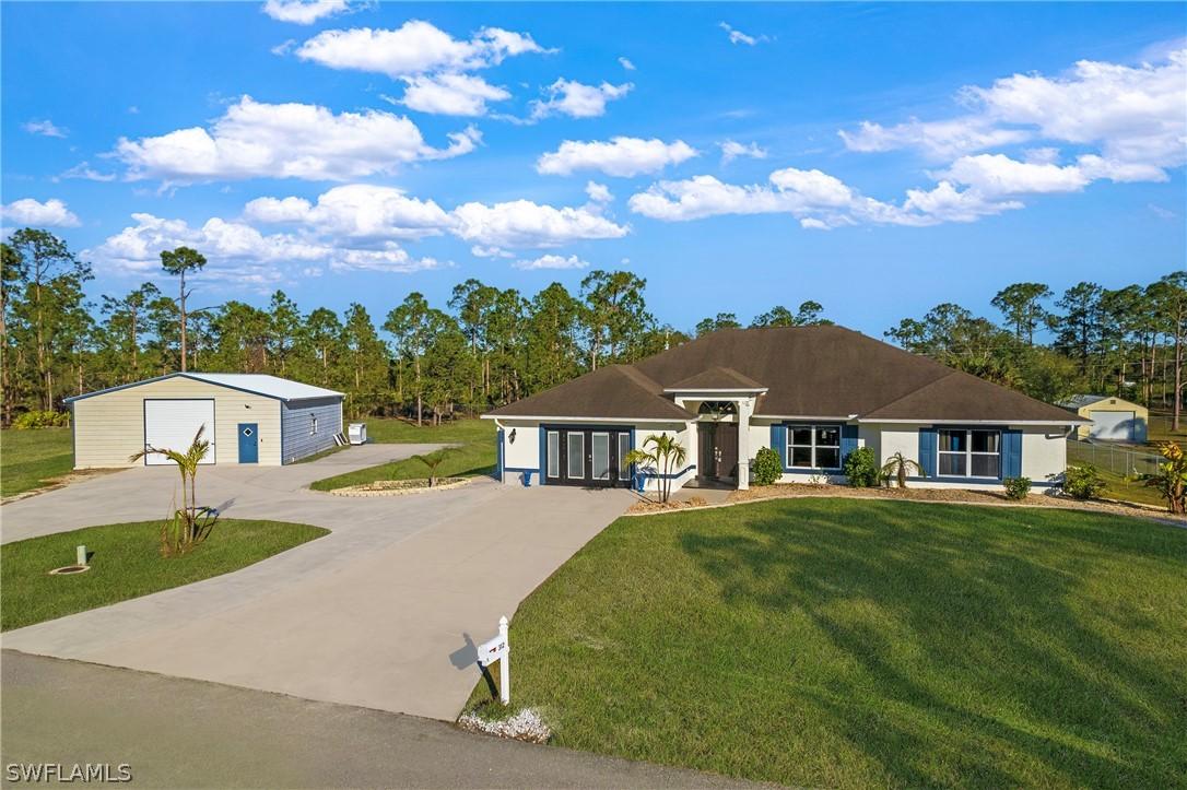 312 Truman Ave., Lehigh Acres, FL 33936