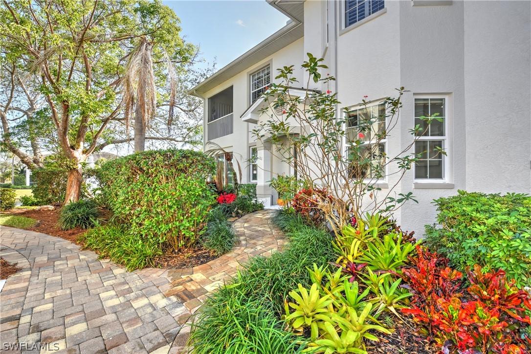 5070 Yacht Harbor Cir. #101, Naples, FL 34112