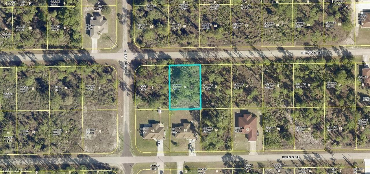 932 Broad St., Lehigh Acres, FL 33974