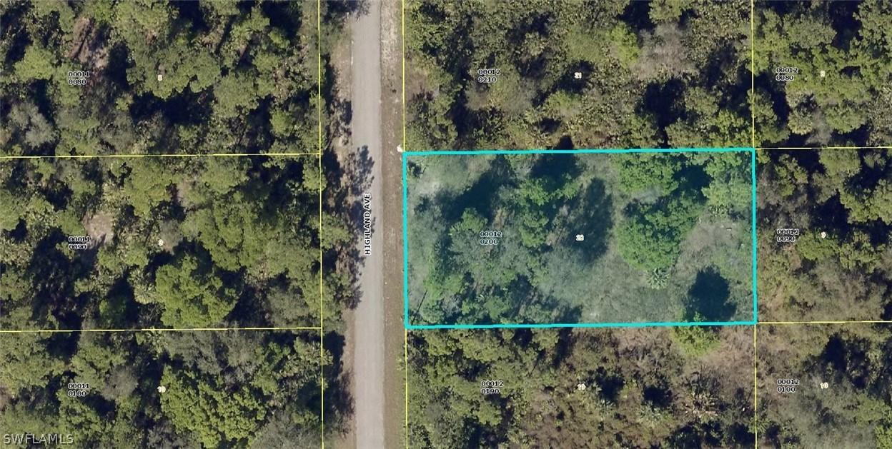 410 Highland Ave., Lehigh Acres, FL 33972