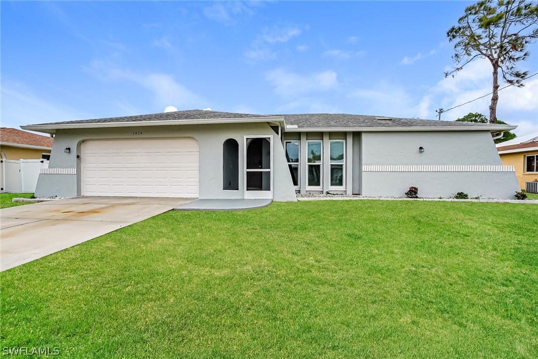 1424 SE 15th St., Cape Coral, FL 33990