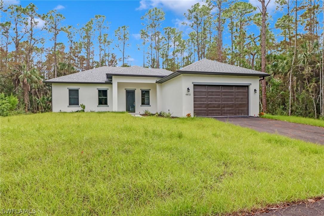 3649 39th Ave., Naples, FL 34120