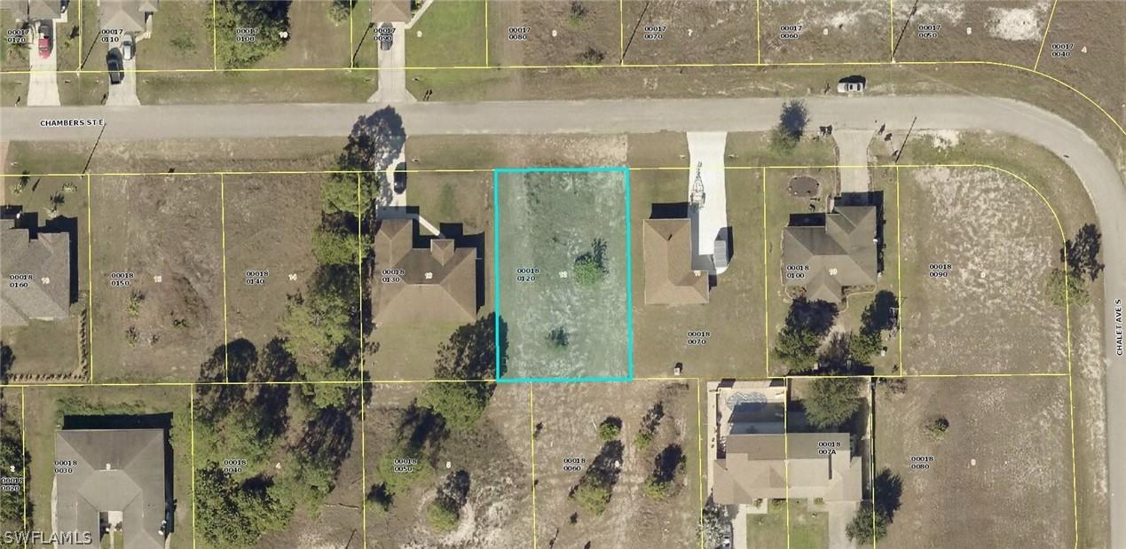 646 Chambers St., Lehigh Acres, FL 33974