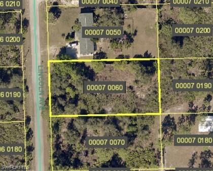 812 Lincoln Ave., Lehigh Acres, FL 33972