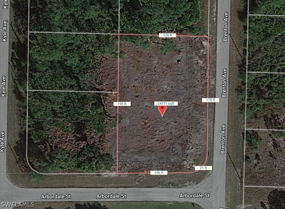 1057 Brenton Ave., Lehigh Acres, FL 33974