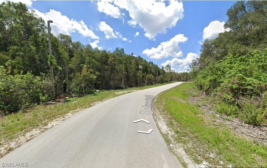 618 Delmonico St., Lehigh Acres, FL 33974