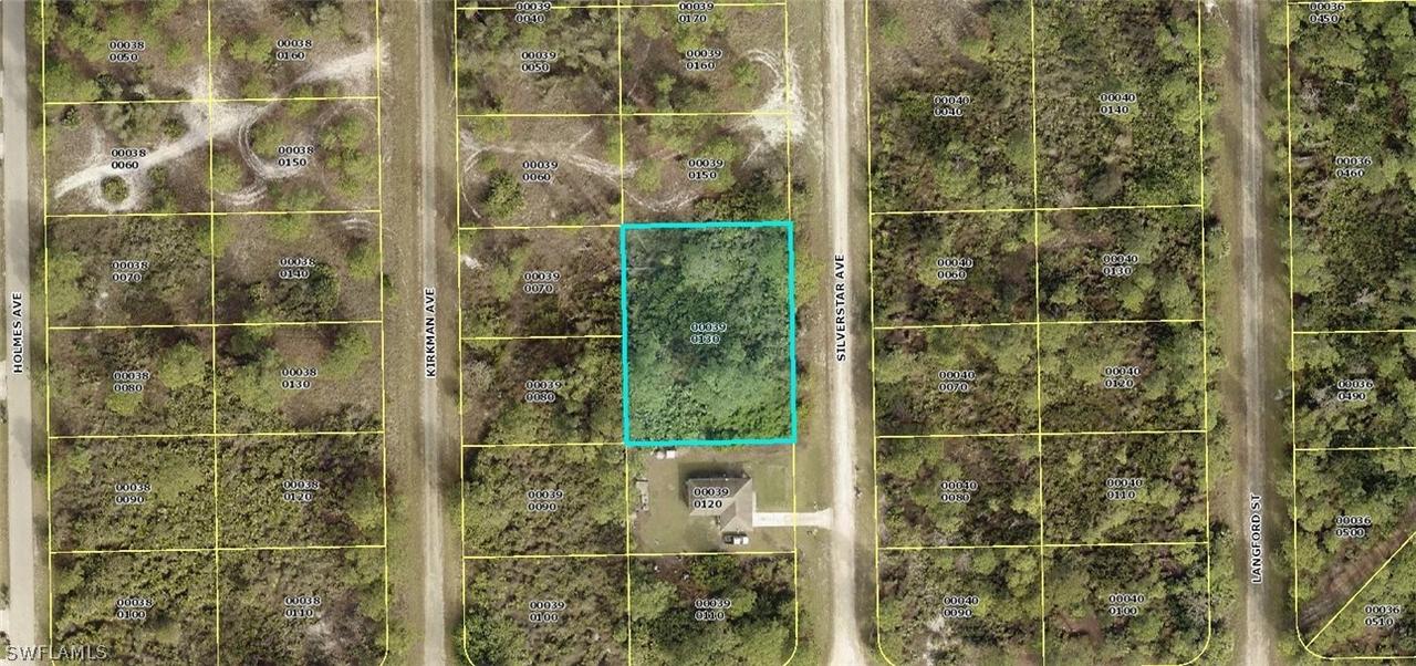 770 Silverstar Ave., Lehigh Acres, FL 33974