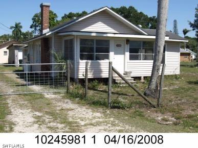 741 Oleander Ave., Fort Myers, FL 33916