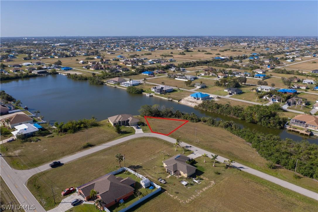 1902 NE 23rd Pl., Cape Coral, FL 33909