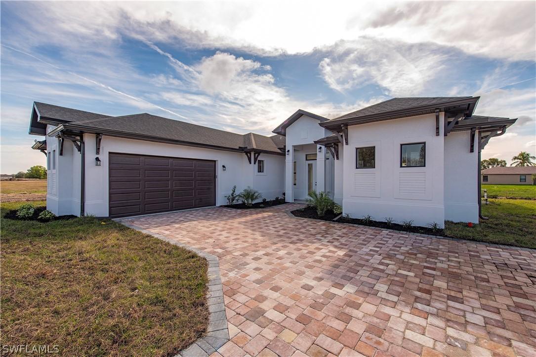 2116 NE 15th Ln., Cape Coral, FL 33909