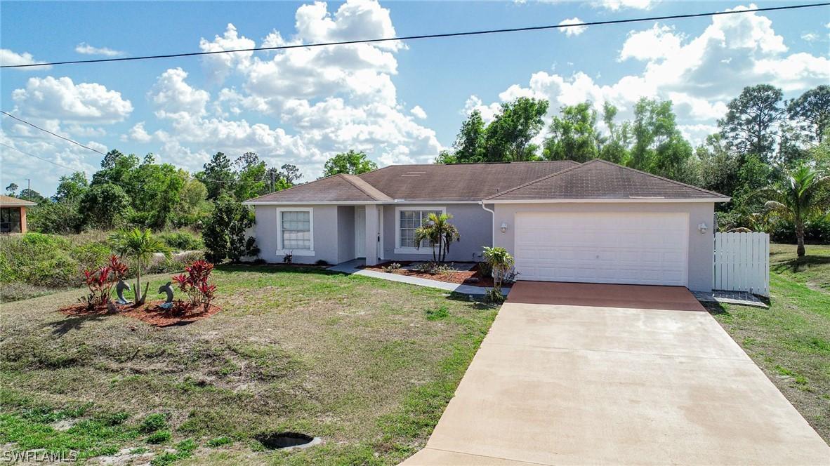 3207 25th St., Lehigh Acres, FL 33976