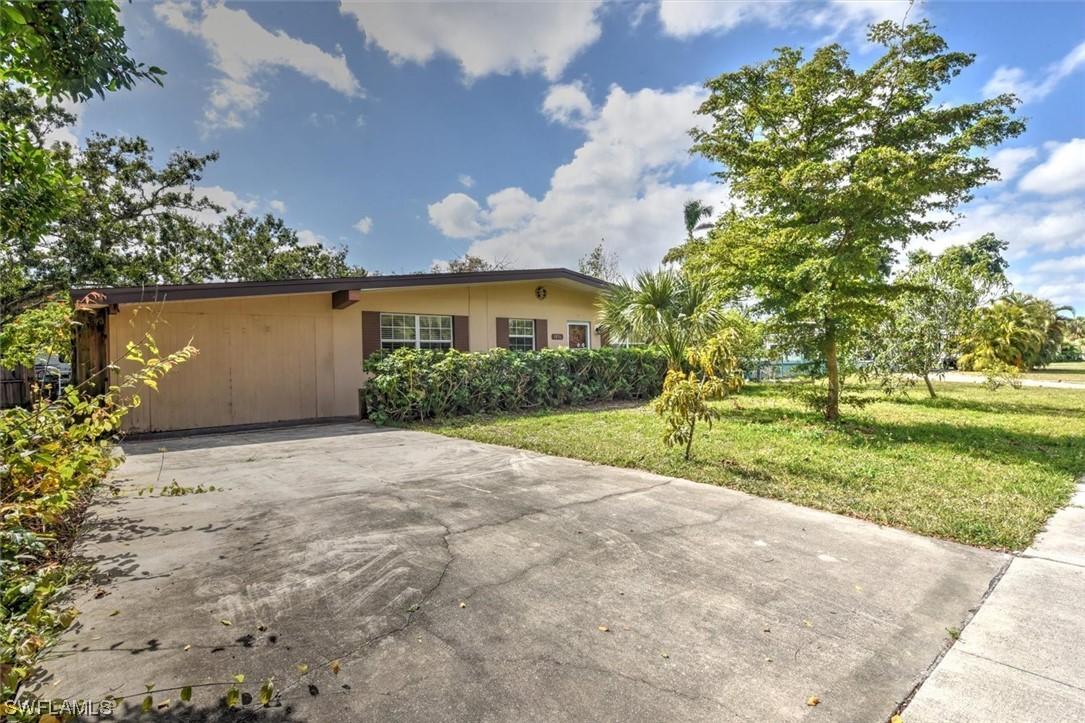 1856 Jefferson Ave., Fort Myers, FL 33901