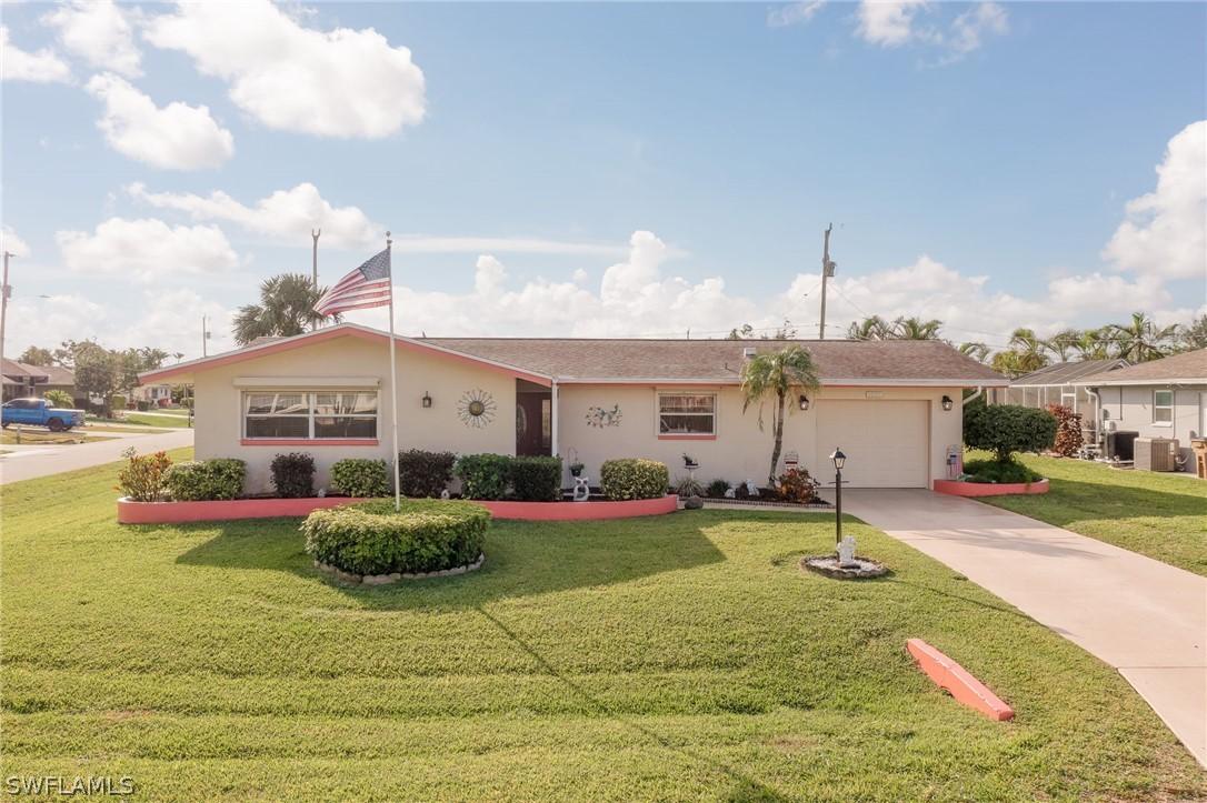 1030 SE 43rd Ter., Cape Coral, FL 33904