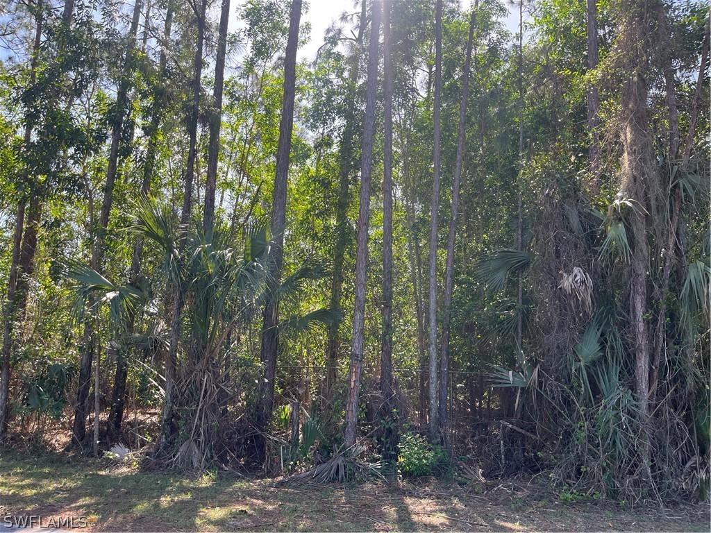 16 Ave., Naples, FL 34120