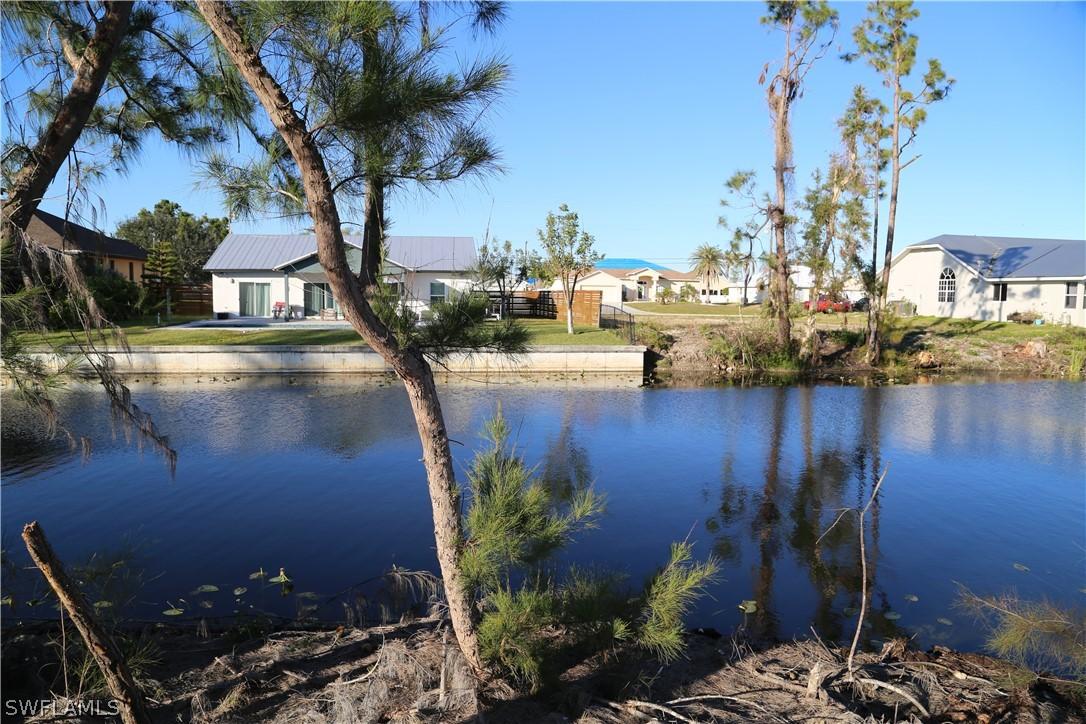 1419 SW 15th Ter., Cape Coral, FL 33991