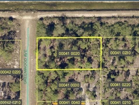 1520 Greenwood Ave., Lehigh Acres, FL 33972