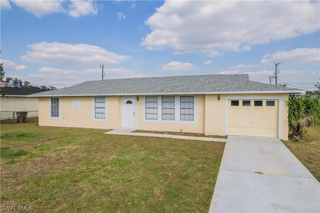 1911 NE 17th Pl., Cape Coral, FL 33909